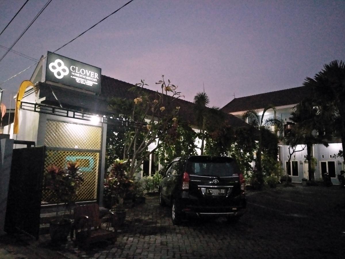 Clover Homestay Проболинго Екстериор снимка